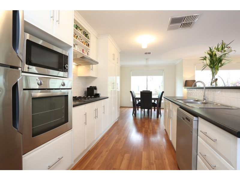 83 Kingfisher Drive, Hewett SA 5118