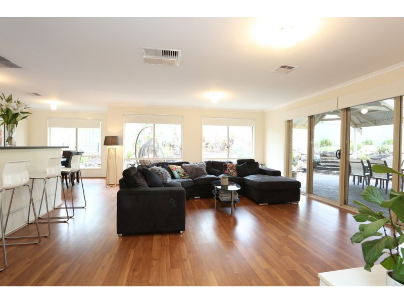 83 Kingfisher Drive, Hewett SA 5118