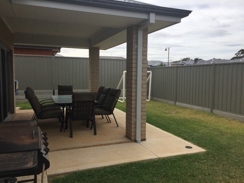 10 ATWELL CRESCENT, Evanston South SA 5116