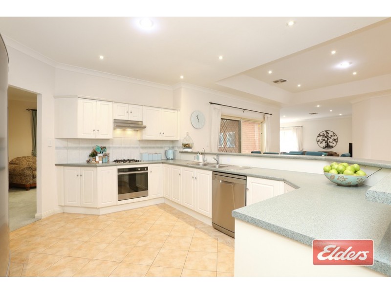 4 McKinlay Drive, Hewett SA 5118