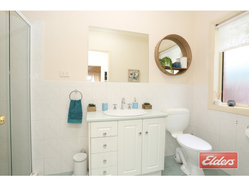 4 McKinlay Drive, Hewett SA 5118