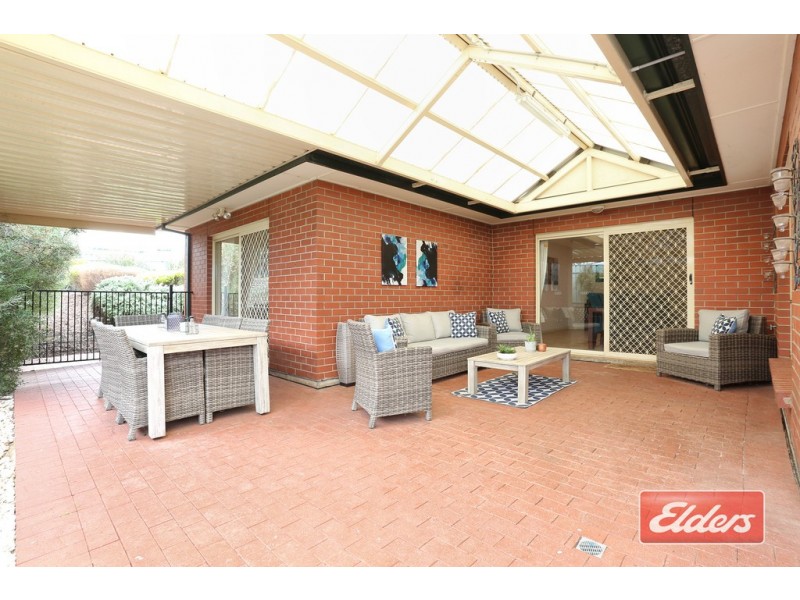 4 McKinlay Drive, Hewett SA 5118