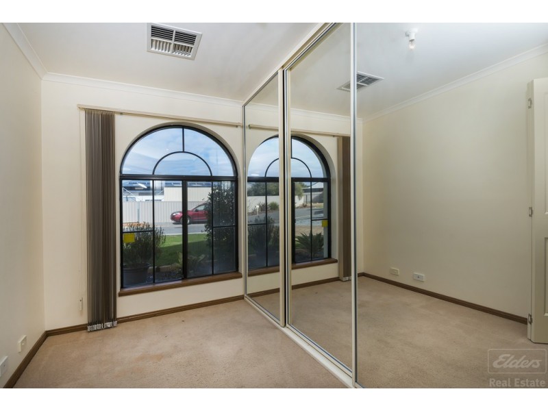 9 Creedon Close, Evanston Park SA 5116