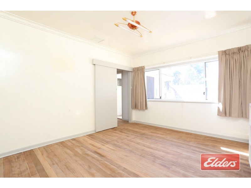 4 Krieg Road, Evanston Park SA 5116