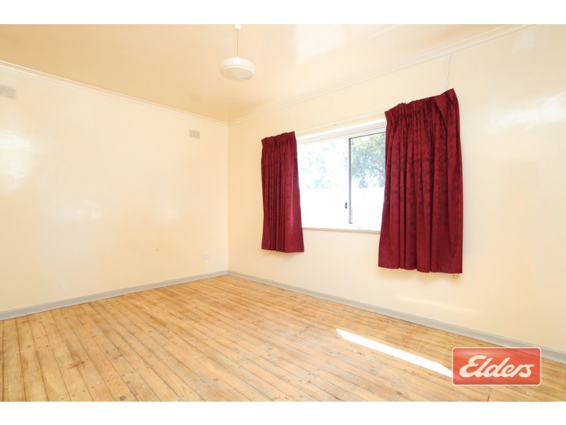4 Krieg Road, Evanston Park SA 5116