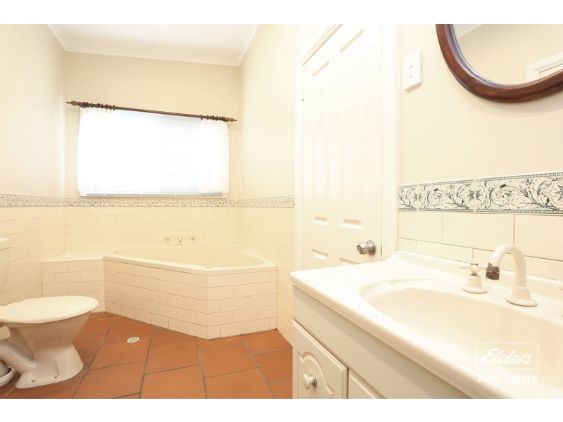 1 Dean Street, Gawler West SA 5118