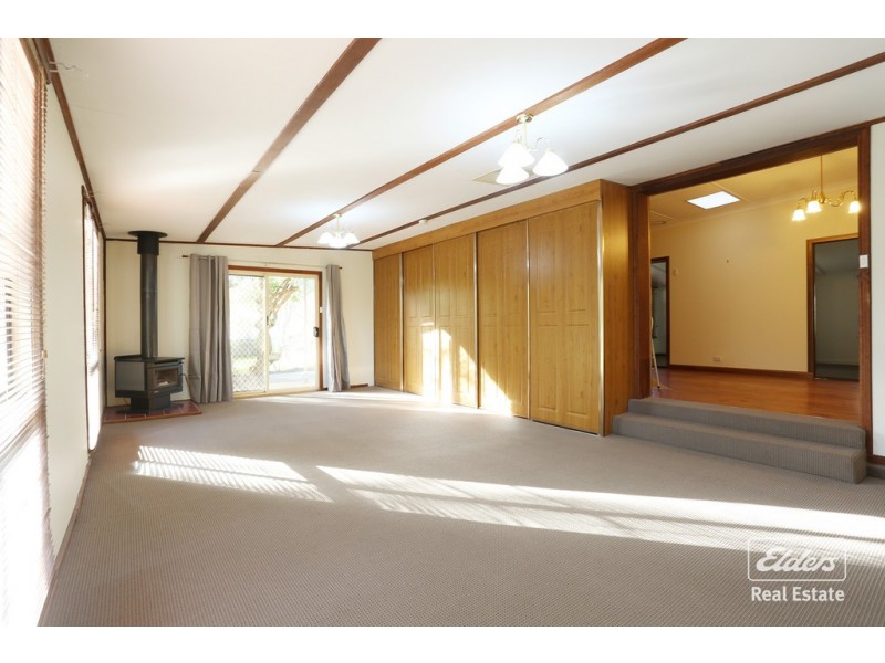 207 Cockatoo Lane, Cockatoo Valley SA 5351