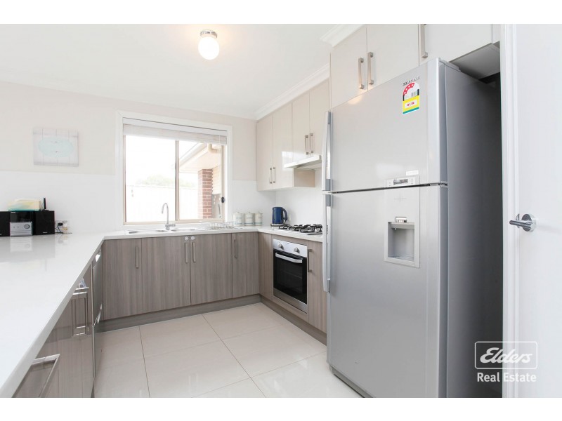 3 Lawes Terrace, Reid SA 5118