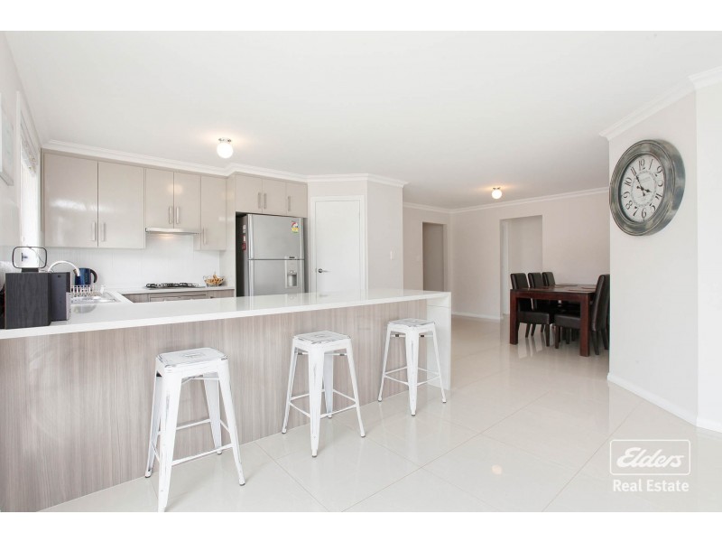 3 Lawes Terrace, Reid SA 5118