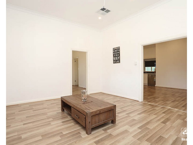 3 Chamberlain Road, Willaston SA 5118