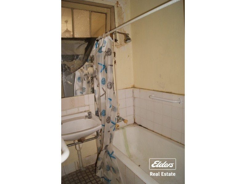 11 Paxton Street, Willaston SA 5118