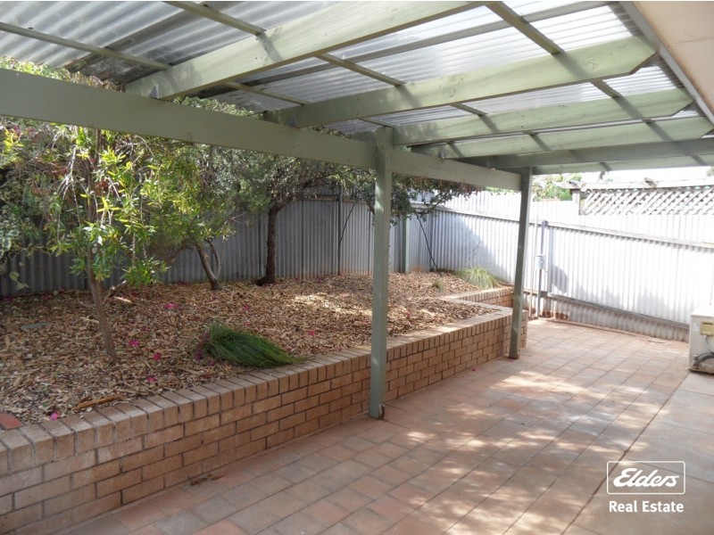 2/11 Queen Street, Willaston SA 5118