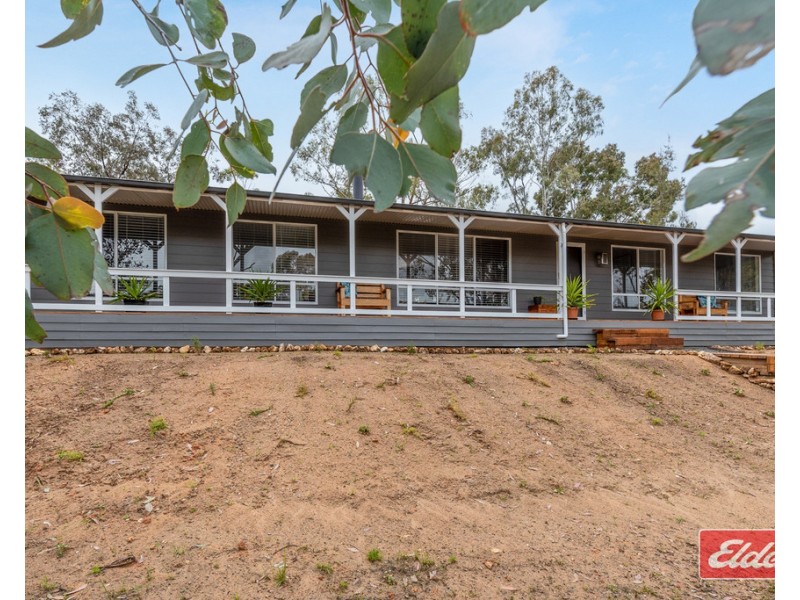14 Adams Road, Williamstown SA 5351