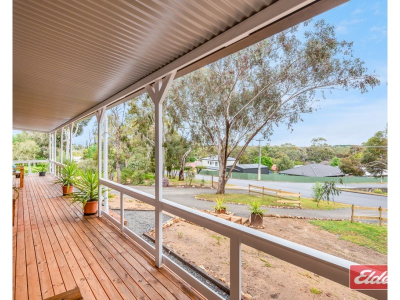 14 Adams Road, Williamstown SA 5351