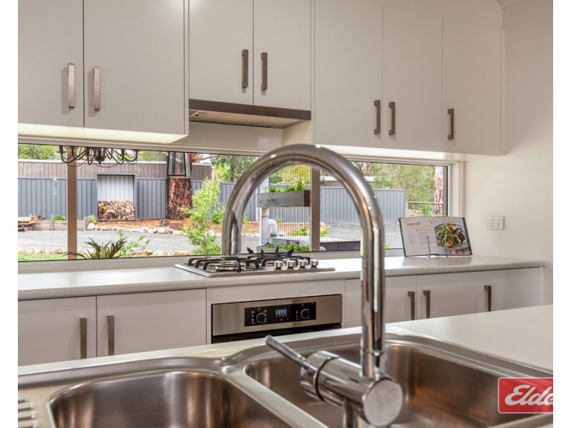 14 Adams Road, Williamstown SA 5351