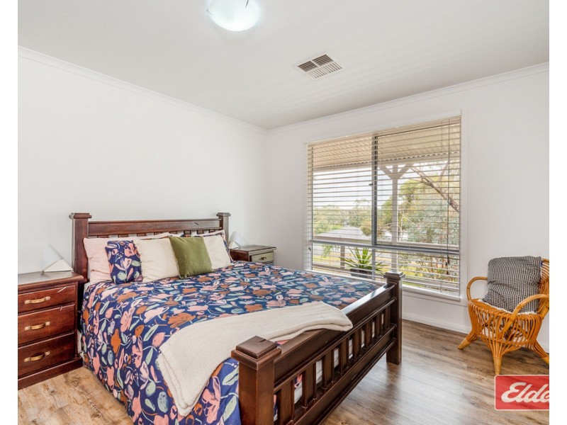 14 Adams Road, Williamstown SA 5351