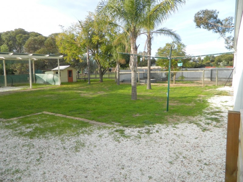 16 Harniman Road, Lewiston SA 5501