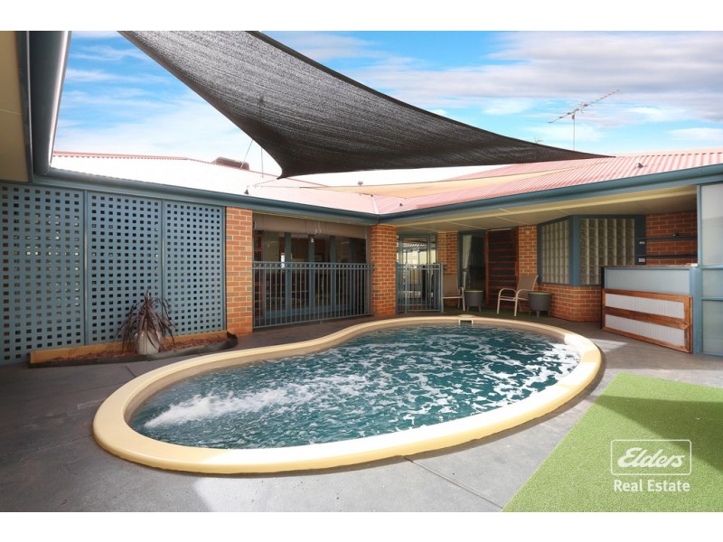 7 Trinity Drive, Evanston Park SA 5116