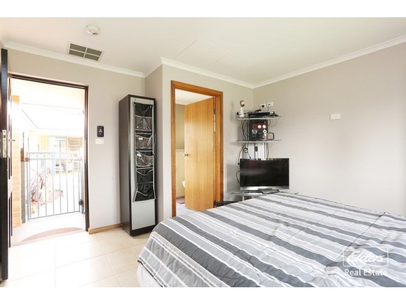 7 Trinity Drive, Evanston Park SA 5116