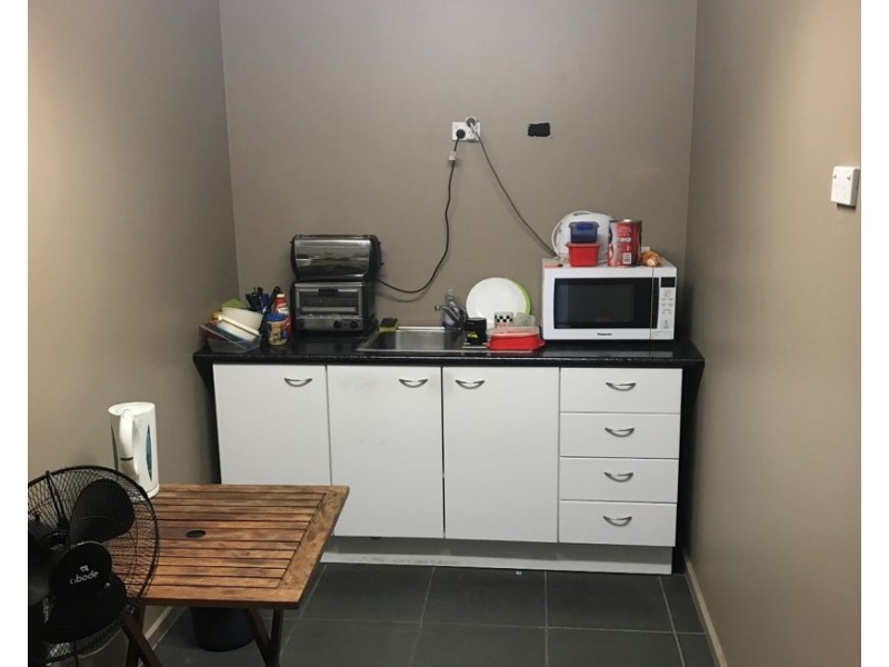 2/12 Theen Avenue, Willaston SA 5118