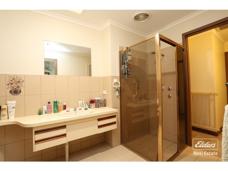 2/11 Queen Street, Willaston SA 5118