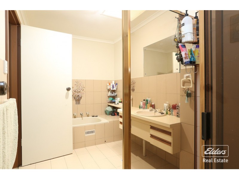 2/11 Queen Street, Willaston SA 5118