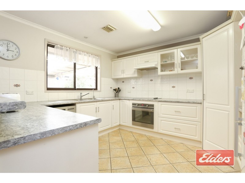 17 Phillips Avenue, Gawler East SA 5118