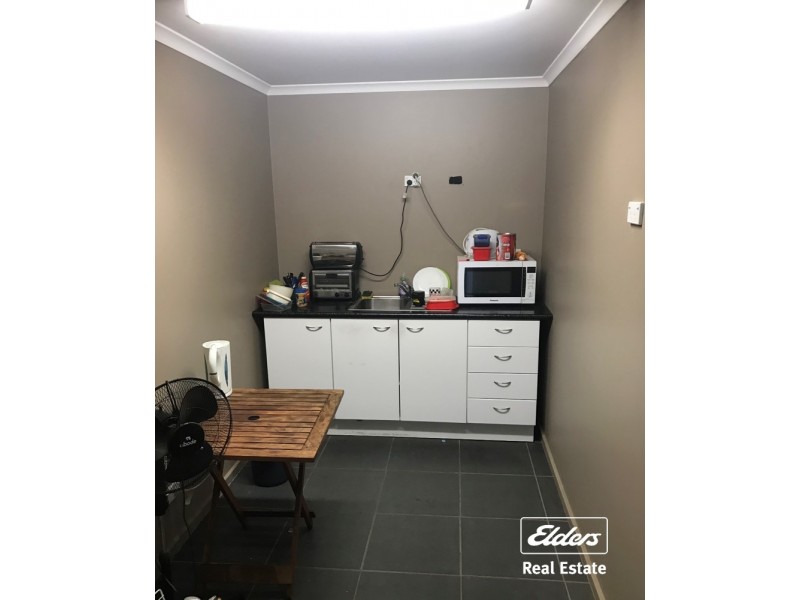 2 / 12 Theen Avenue, Willaston SA 5118