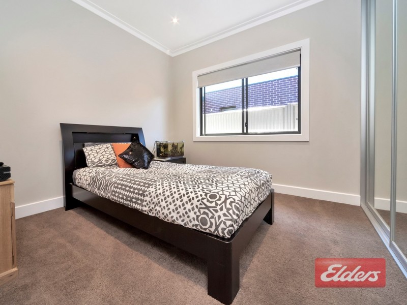 5 Squires Place, Gawler South SA 5118