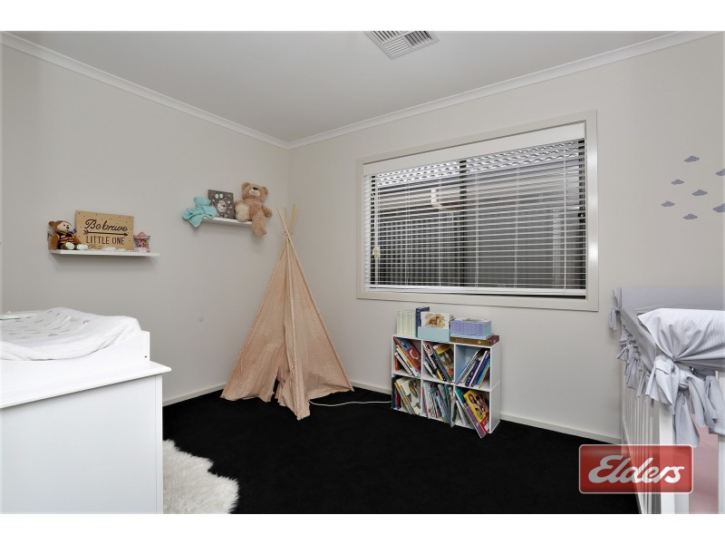 17 Poole Street, Gawler East SA 5118