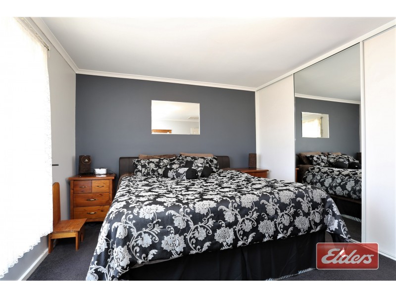5 President Avenue, Andrews Farm SA 5114