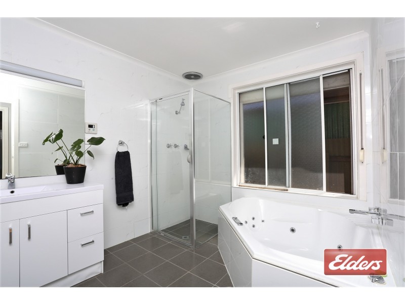 5 President Avenue, Andrews Farm SA 5114