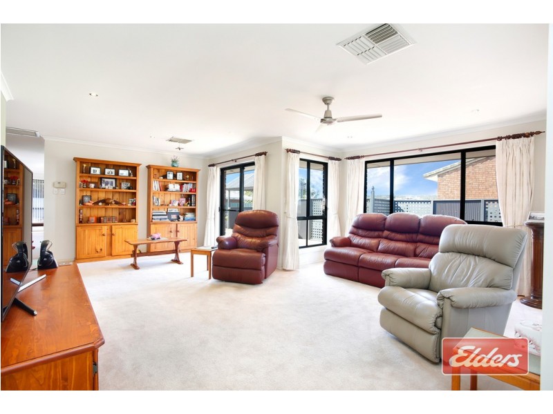 26 Mckinlay Avenue, Gawler East SA 5118