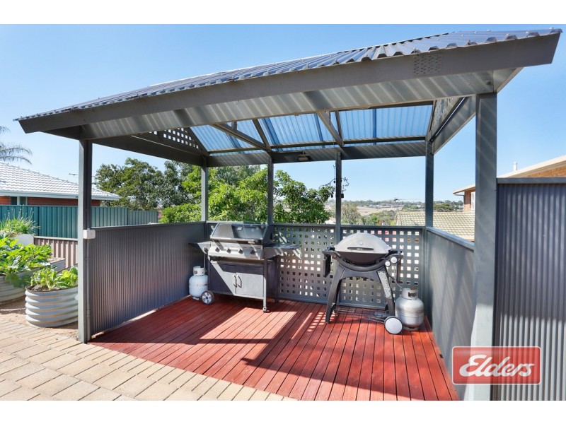 26 Mckinlay Avenue, Gawler East SA 5118