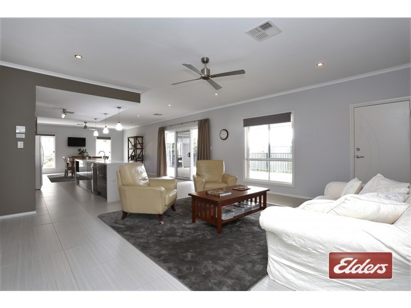 38 Lorikeet Grove, Hewett SA 5118