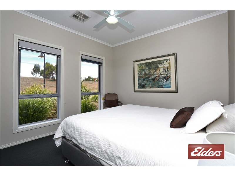38 Lorikeet Grove, Hewett SA 5118