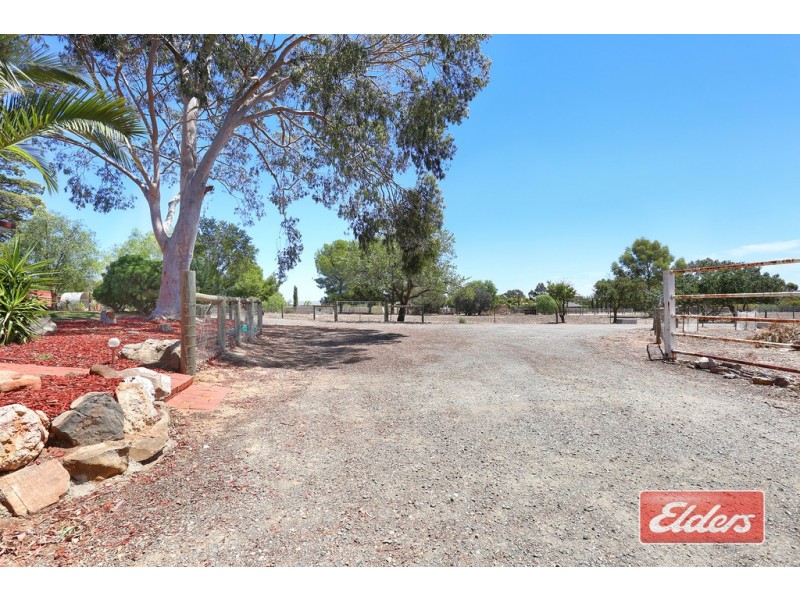 10 Mendrin Road, Gawler Belt SA 5118