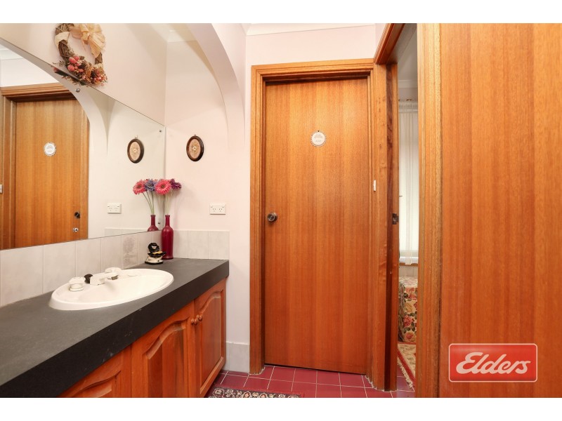 23 Whiteman Road, Williamstown SA 5351