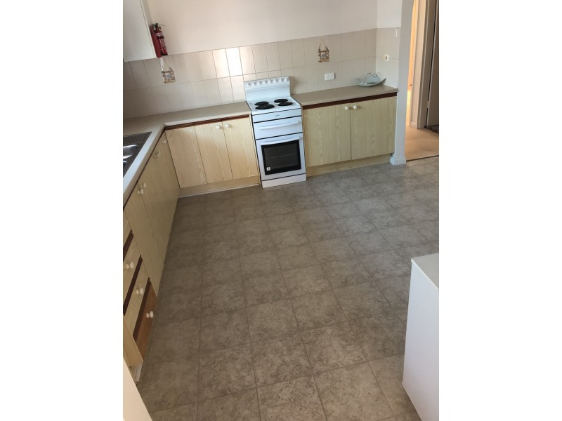 6 11 QUEEN STREET, Willaston SA 5118