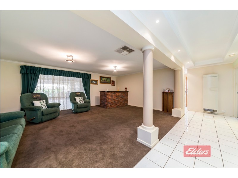 12 Thiele Crescent, Evanston Park SA 5116