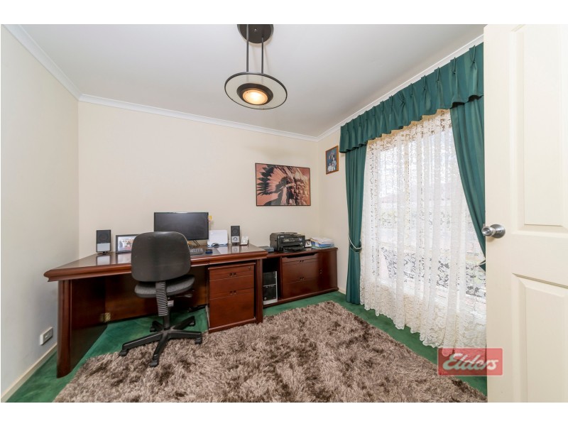 12 Thiele Crescent, Evanston Park SA 5116