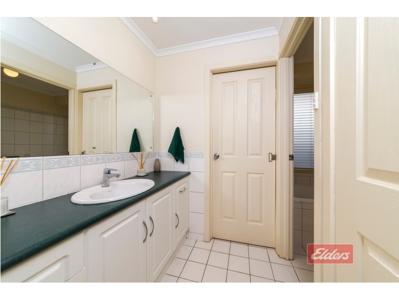 12 Thiele Crescent, Evanston Park SA 5116