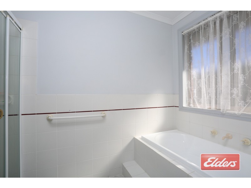 18 Shamrock Way, Roseworthy SA 5371