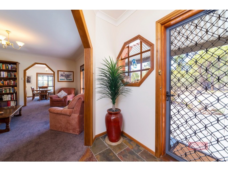 15 Knott Road, Williamstown SA 5351