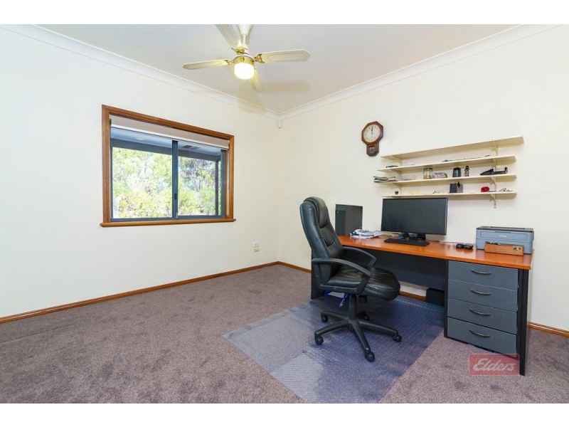 15 Knott Road, Williamstown SA 5351