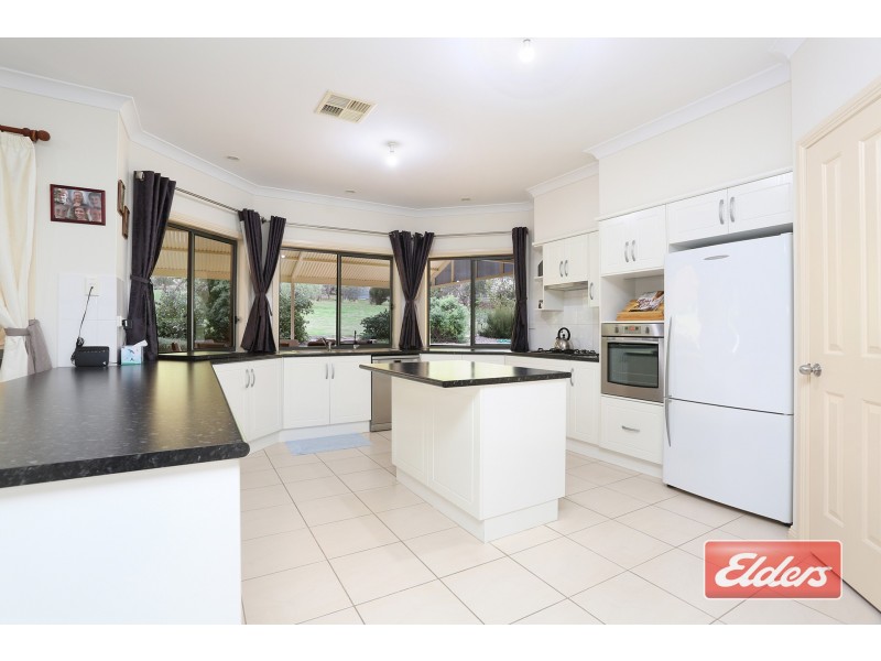 15 Tarca Court, Cockatoo Valley SA 5351