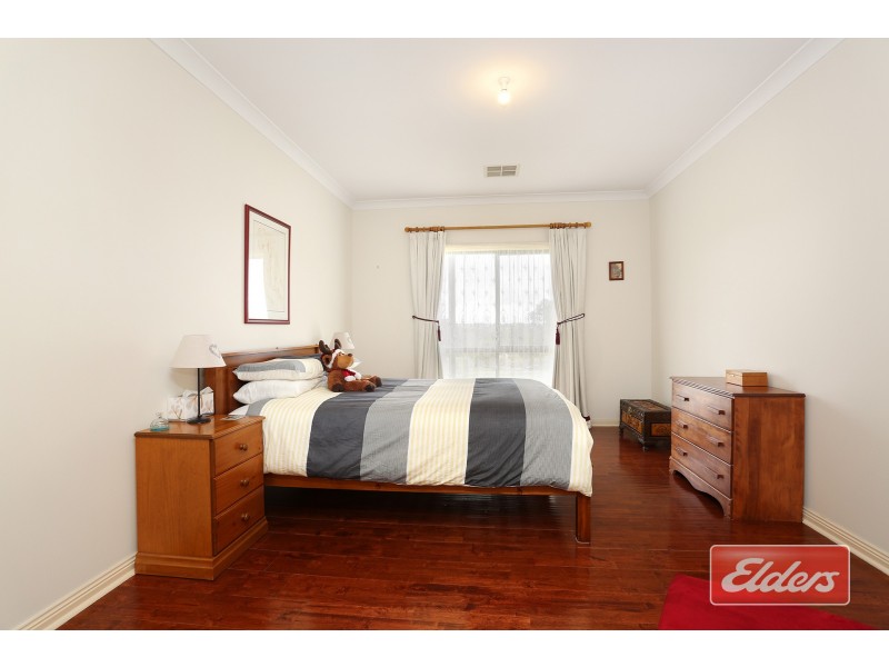 15 Tarca Court, Cockatoo Valley SA 5351