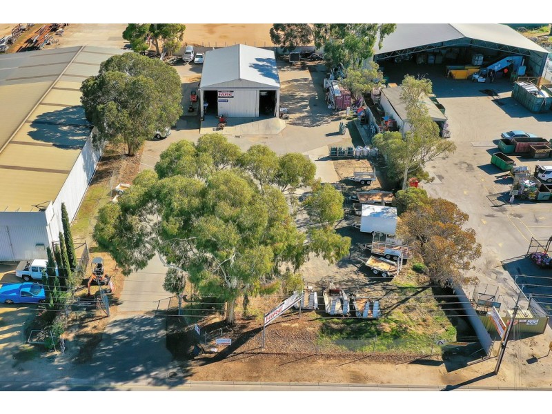 8 Paxton Street, Willaston SA 5118