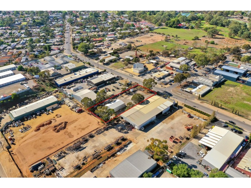 8 Paxton Street, Willaston SA 5118
