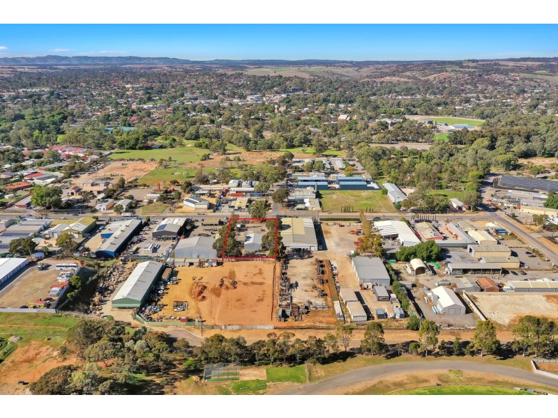 8 Paxton Street, Willaston SA 5118
